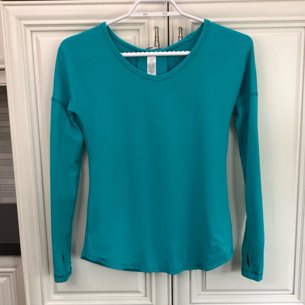 Ivivva by Lululemon girl’s long sleeve shirt